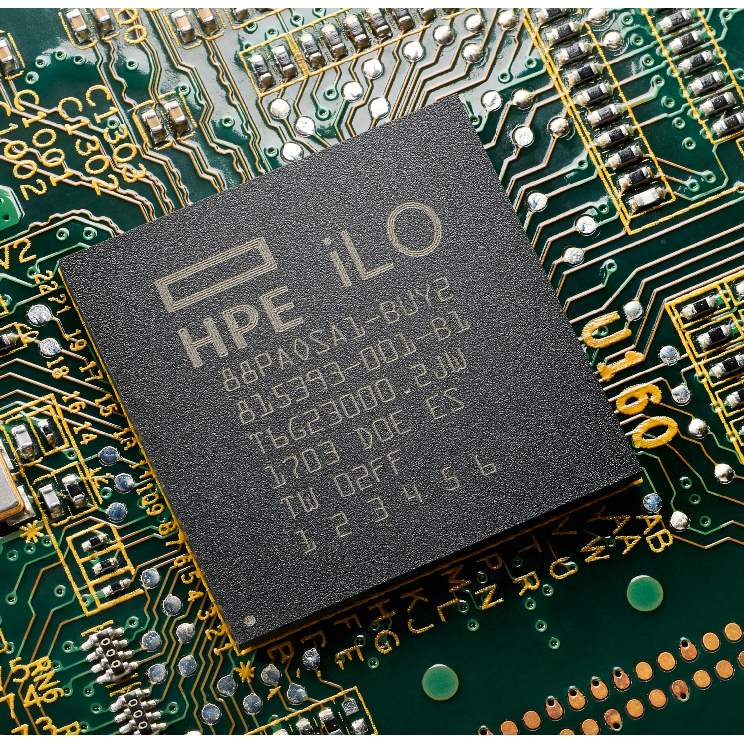 HPE Ilo Adv Incl 3Yr Ts U 1-Svr Lic