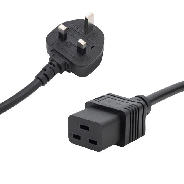 GroupGear 1.25m UK Mains Power Cable - UK Plug to C19 Socket